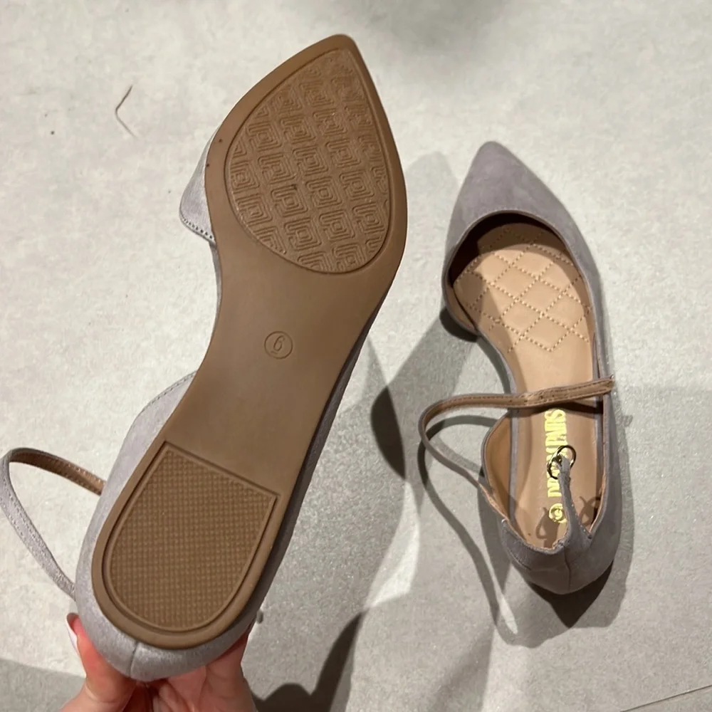 Women size 6 Pointed gray ballet flats with adjustable strap shoes